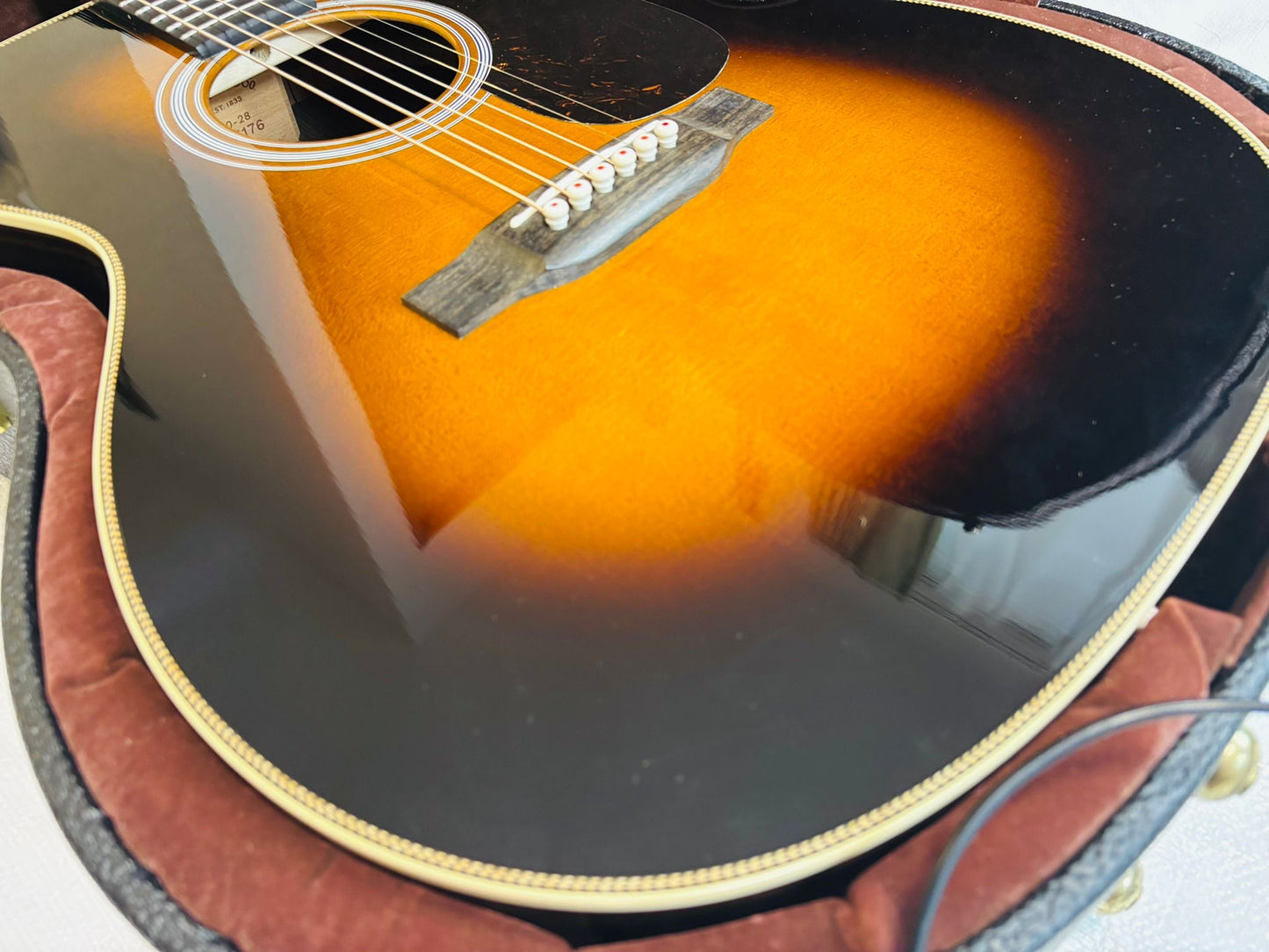 Martin 000-28 Sunburst (Pre-owned) 2023