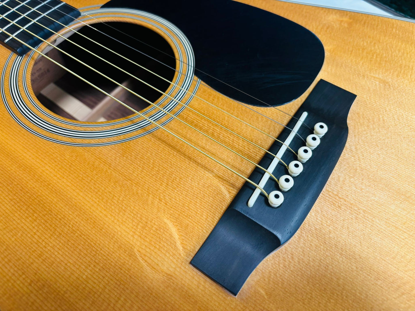 Martin D-28 (Pre-owned) 2009
