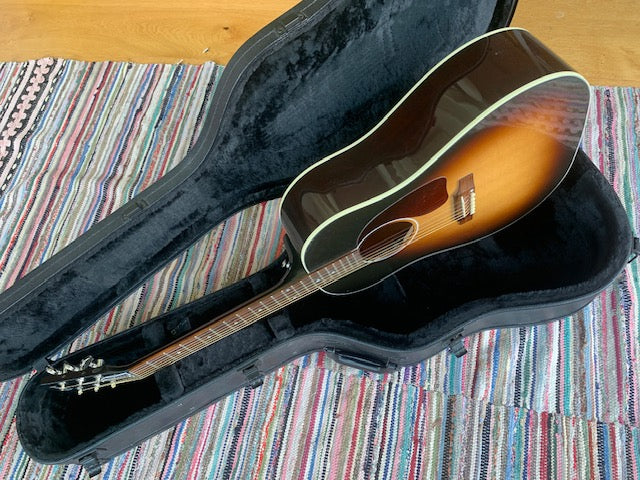 Gibson J-45 (Pre-owned) 2023