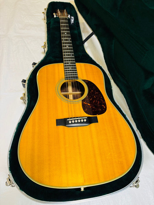 Martin D-28 (Pre-owned) 2019