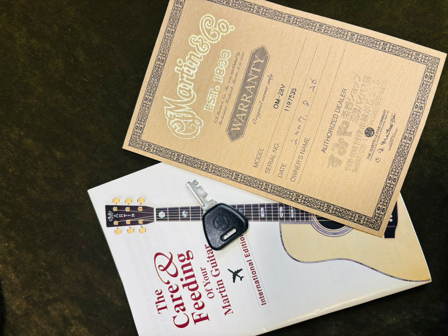 Martin OM-28V (Pre-owned) 2005