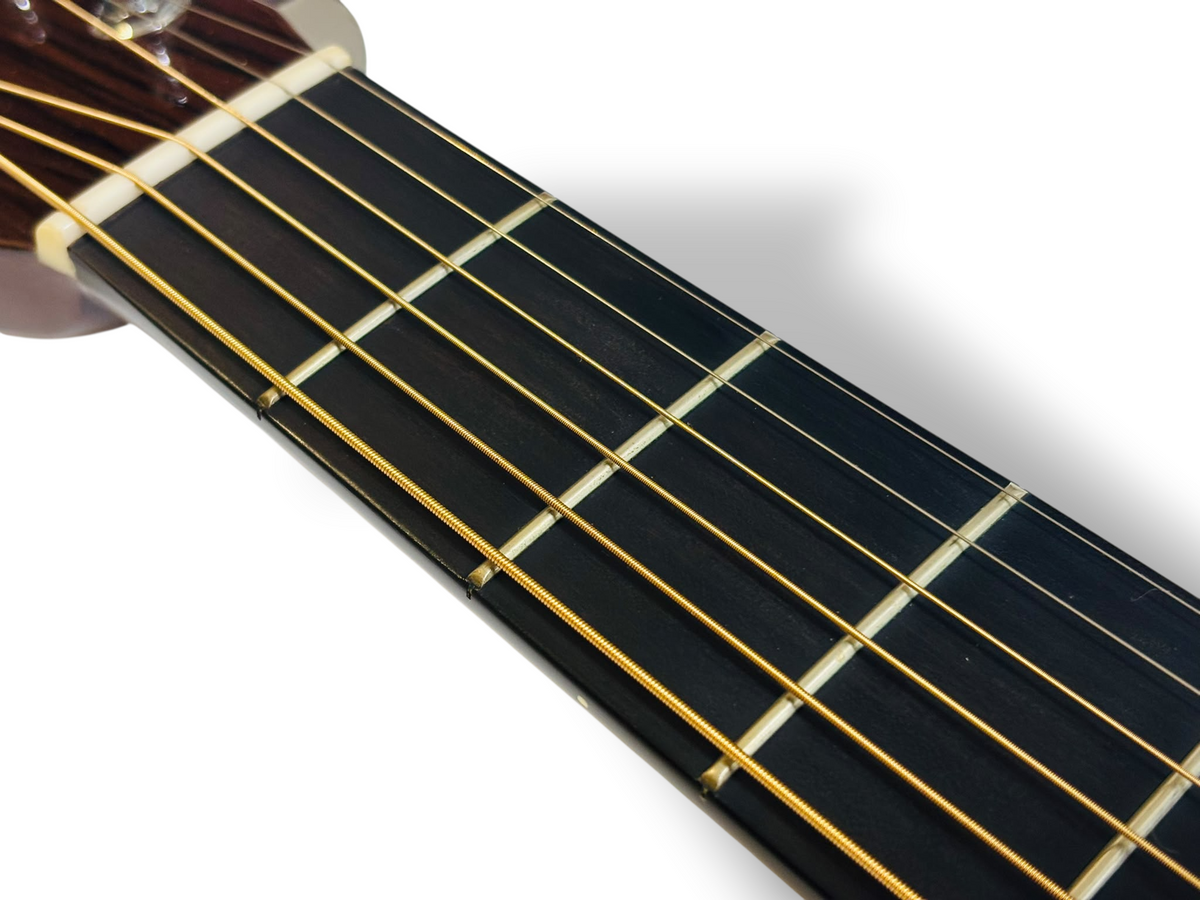 Martin 000-28 Custom (Pre-owned) 2000