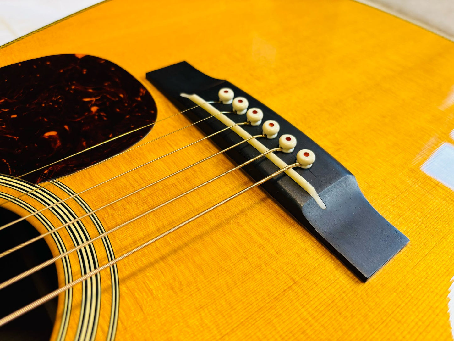 Martin HD-28V Vintage Series (Pre-Owned) 2014  LR Baggs M1pickup