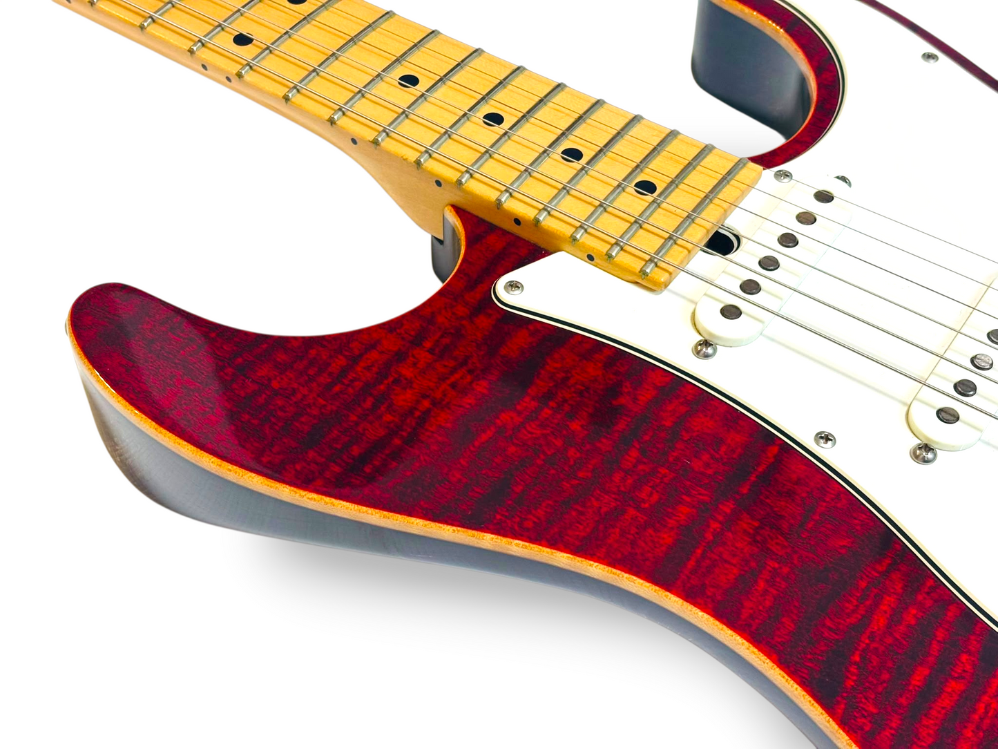 Suhr Pro Series S4 Flame Maple Chilli Pepper Red