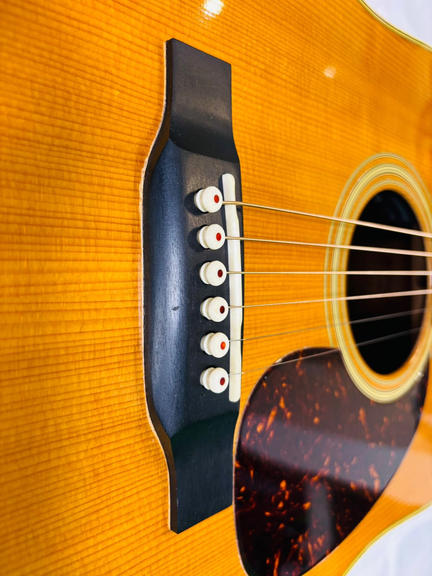 Martin D-28 Reimagined (Pre-owned) 2018 Fishman pickup