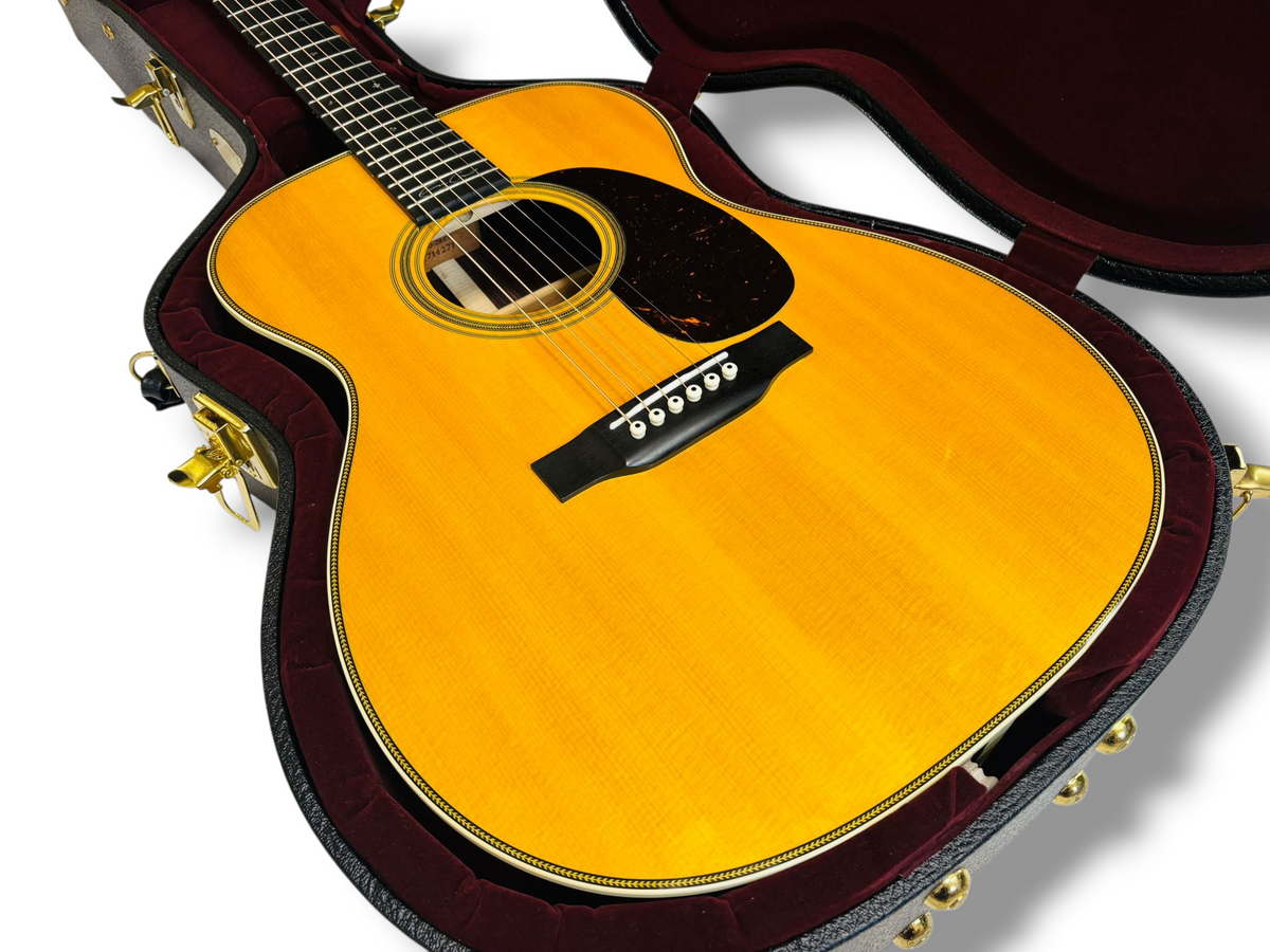 Martin 000-28EC Eric Clapton (Pre-owned) 2023 like new