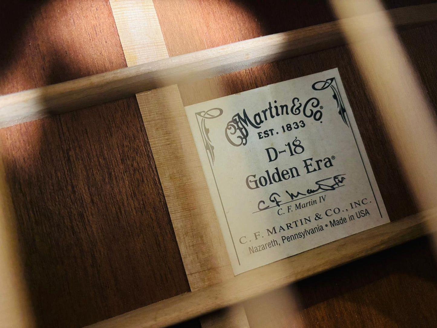 Martin D-18GE Golden Era 2007 – Adirondack & Mahogany Powerhouse