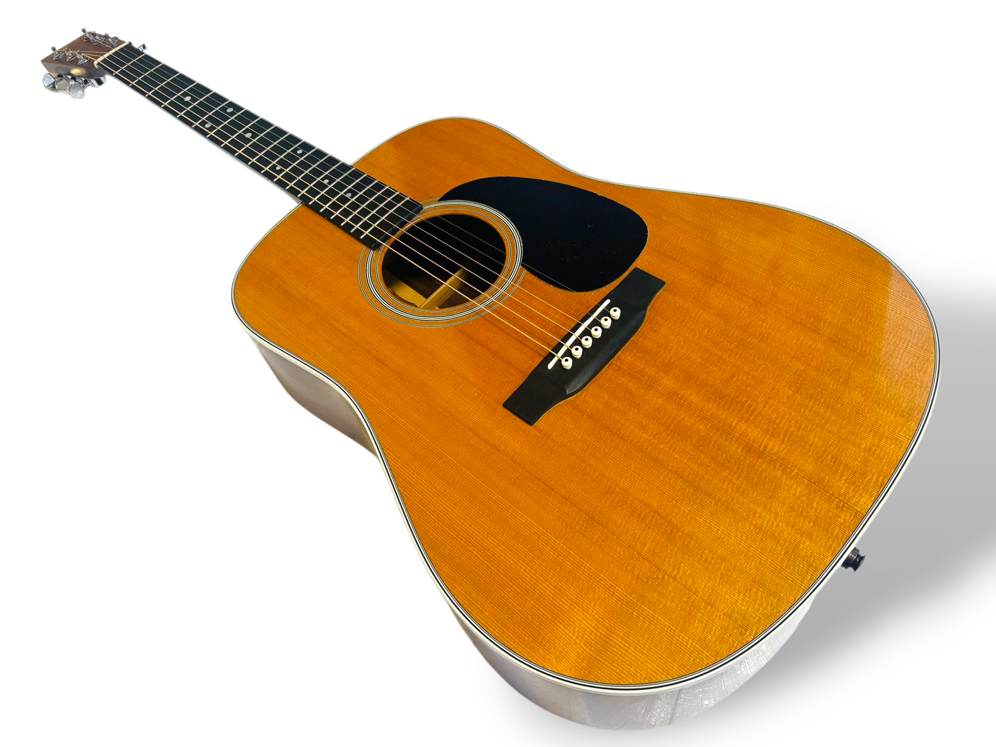 Martin D-28 Standard 2013 L.R Baggs