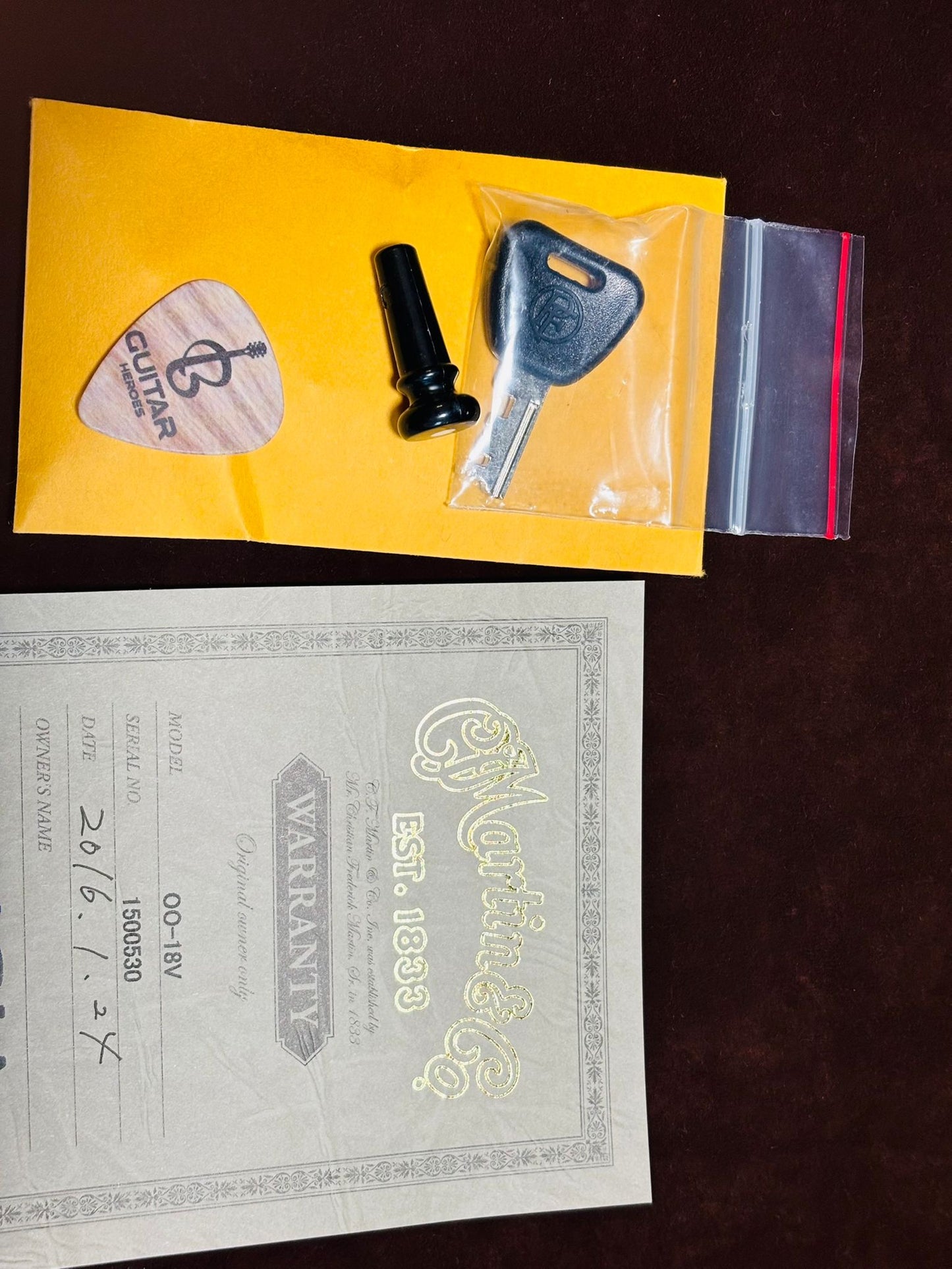 Martin 00-18V Vintage Series (Pre-owned) 2011