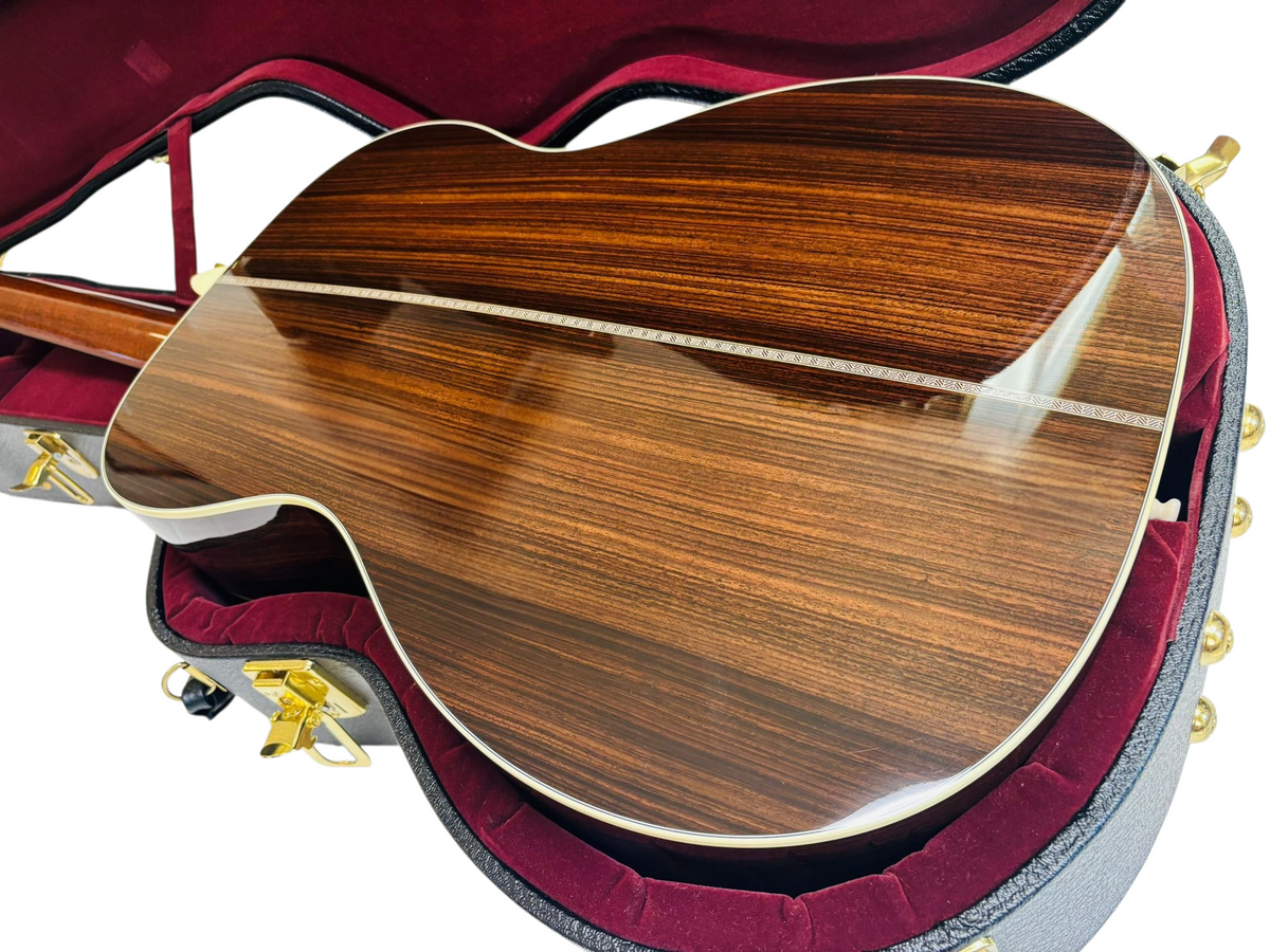 Martin 000-28EC Eric Clapton (Pre-owned) 2023 like new