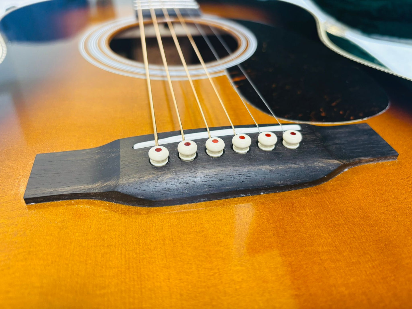 Martin 000-28 Sunburst (Pre-owned) 2023 Like New