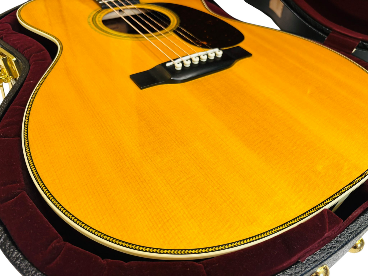 Martin 000-28EC Eric Clapton (Pre-owned) 2023 like new