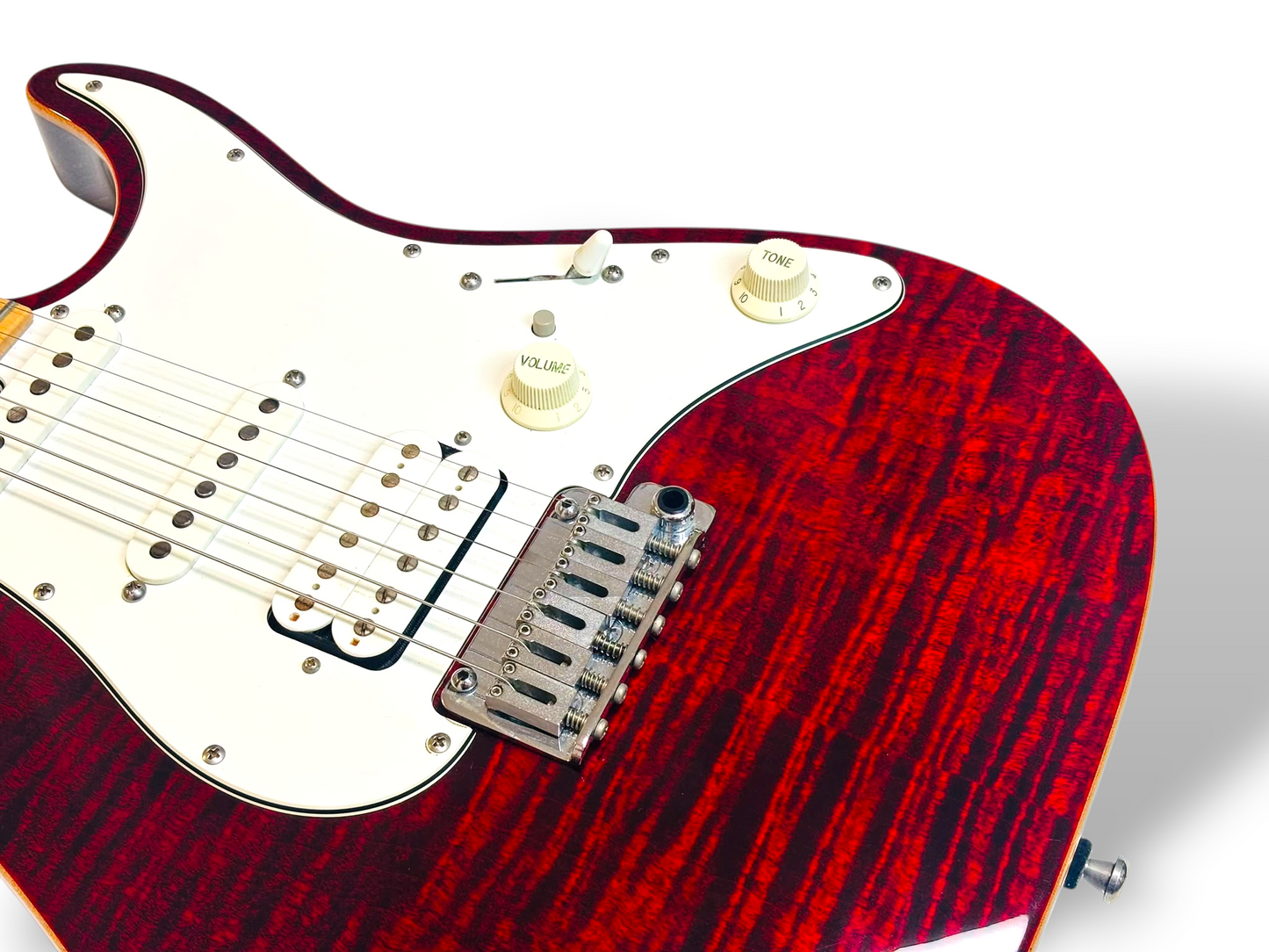 Suhr Pro Series S4 Flame Maple Chilli Pepper Red