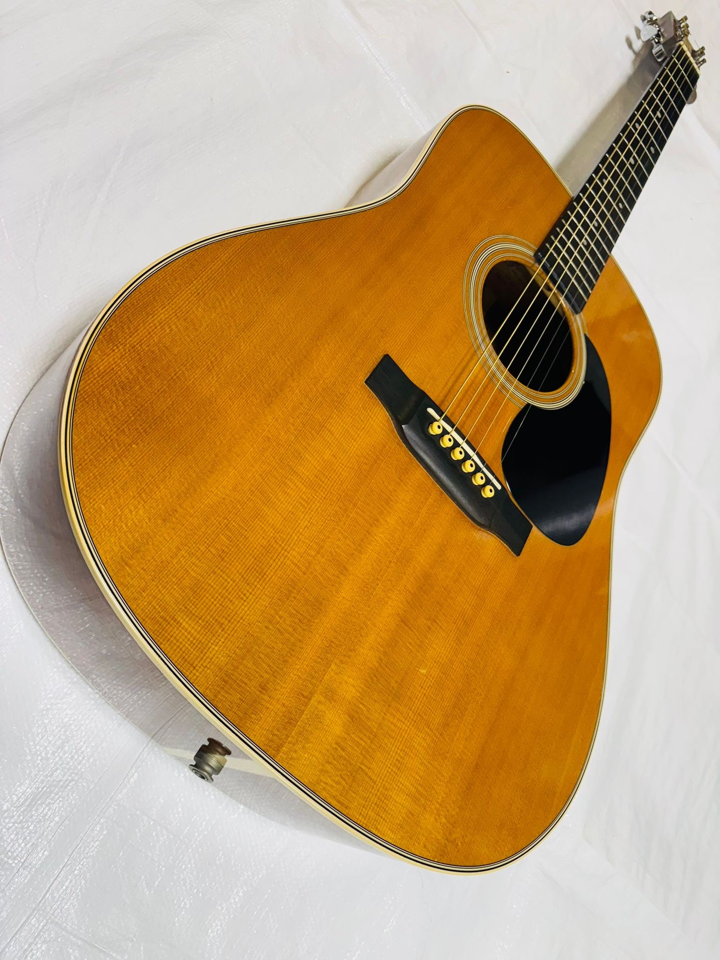 Martin D-28 ( Pre-owned) 2010 Martin pickup