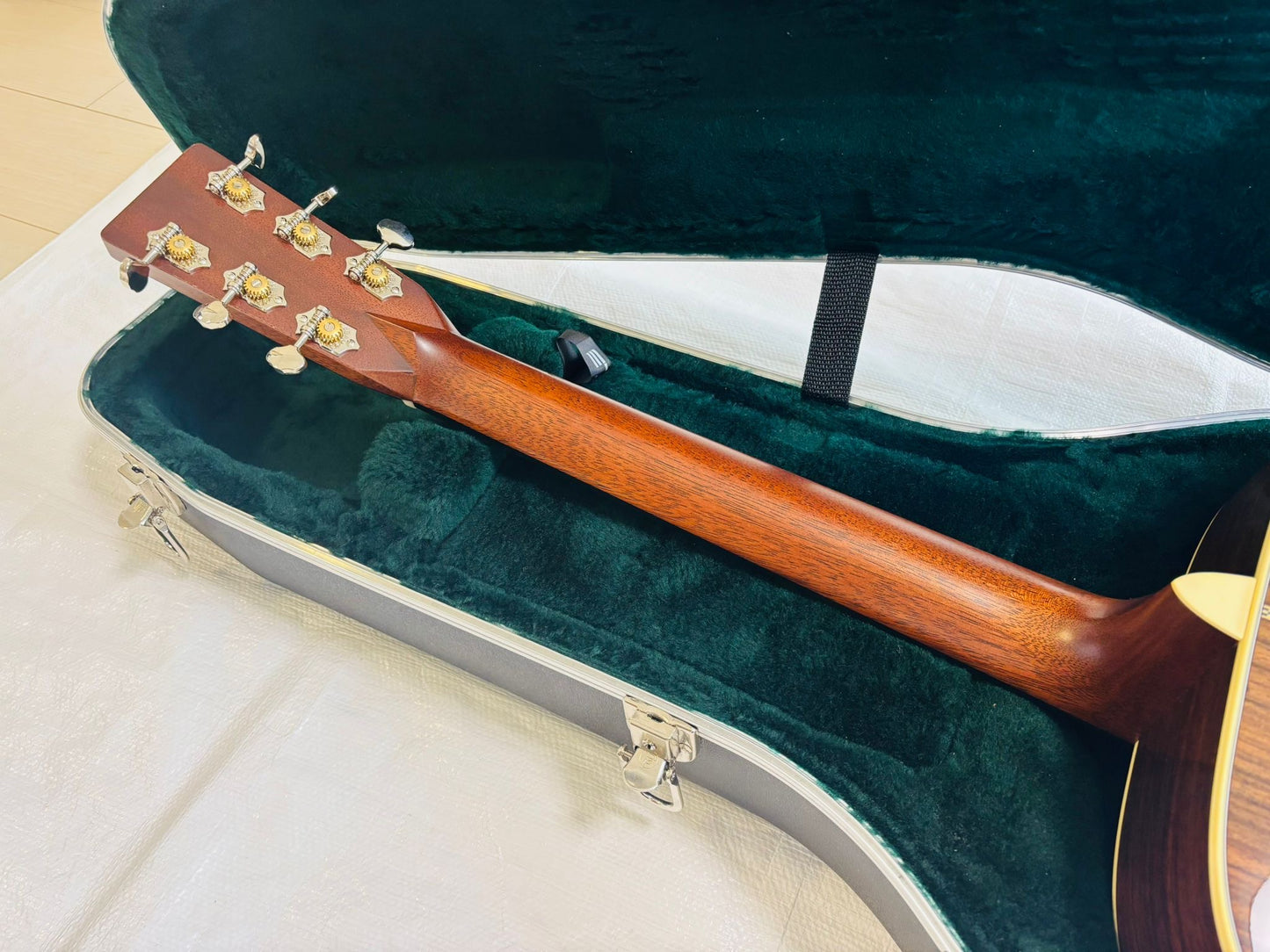 Martin 000-28 Sunburst (Pre-owned) 2023 Like New