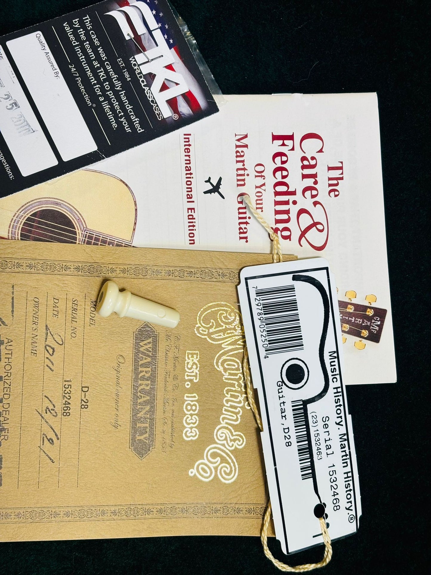 Martin D-28 (Pre-owned) 2011