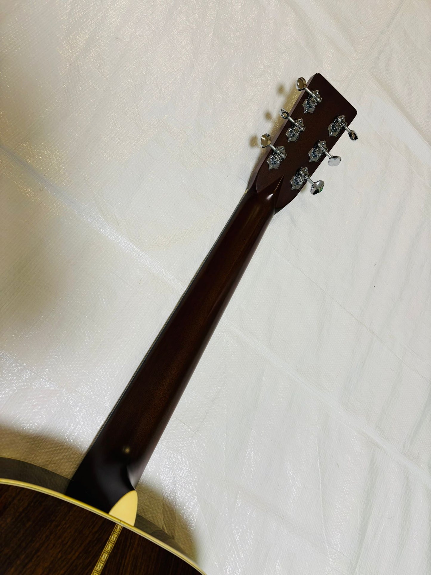Martin OM-28V Vintage Series Sunburst (Pre-owned) 2000