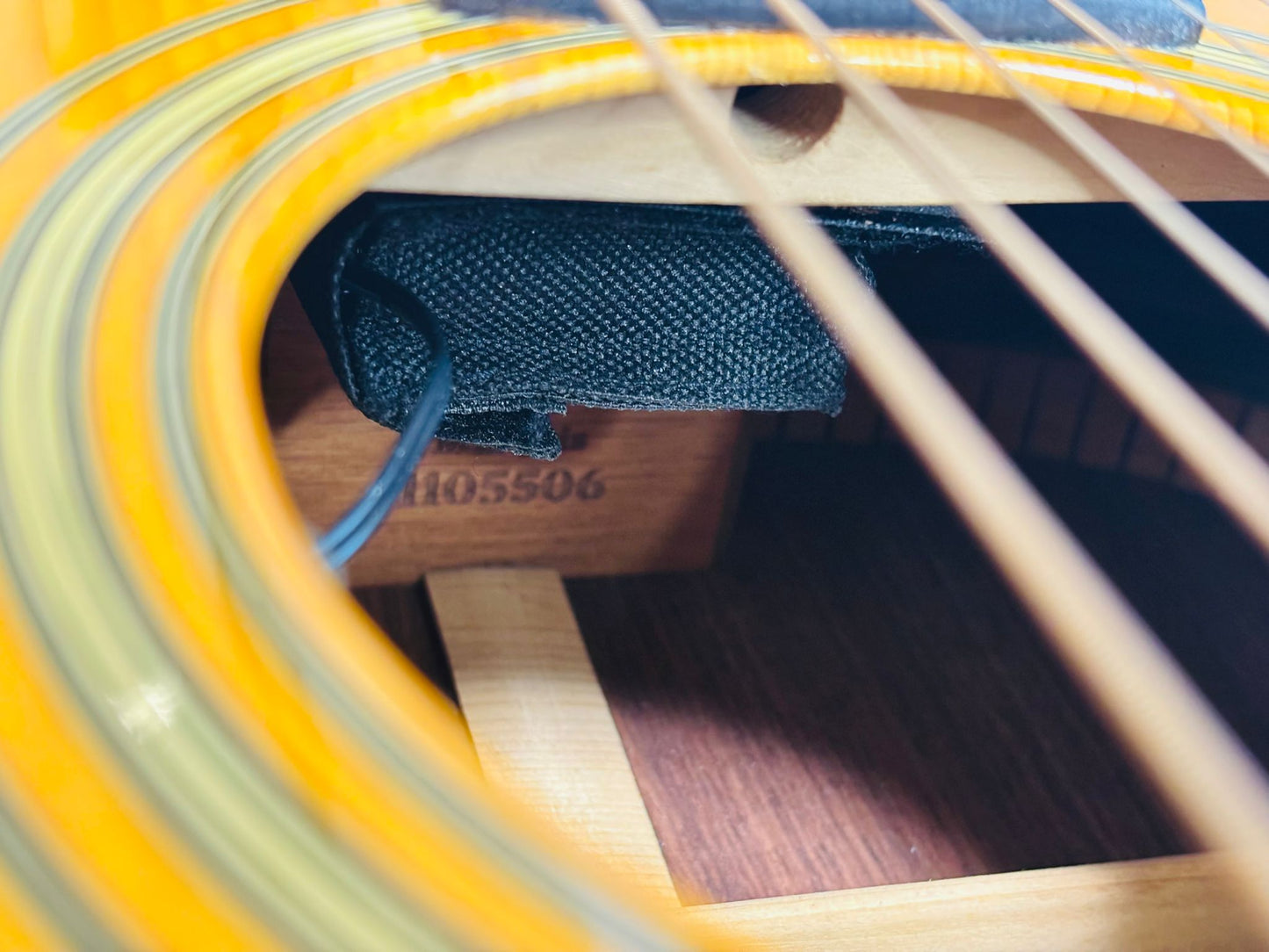 Martin D-28 Marquis (Pre-owned) 2005 Adirondack LR Baggs