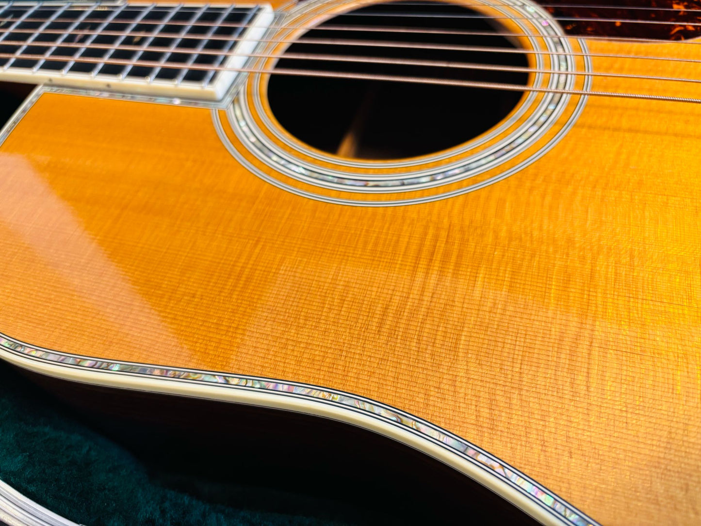 Martin D-42 (Pre-owned) 2012