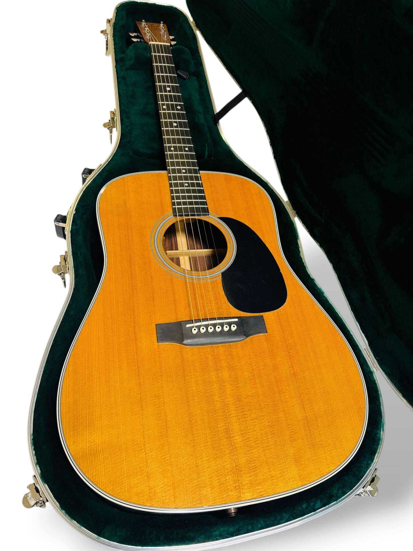 Martin D-28 Standard 2013 L.R Baggs
