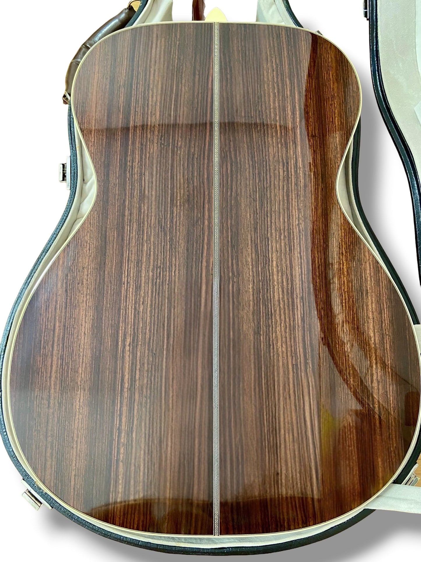Santa Cruz OM  German Spruce Bearclaw  2018