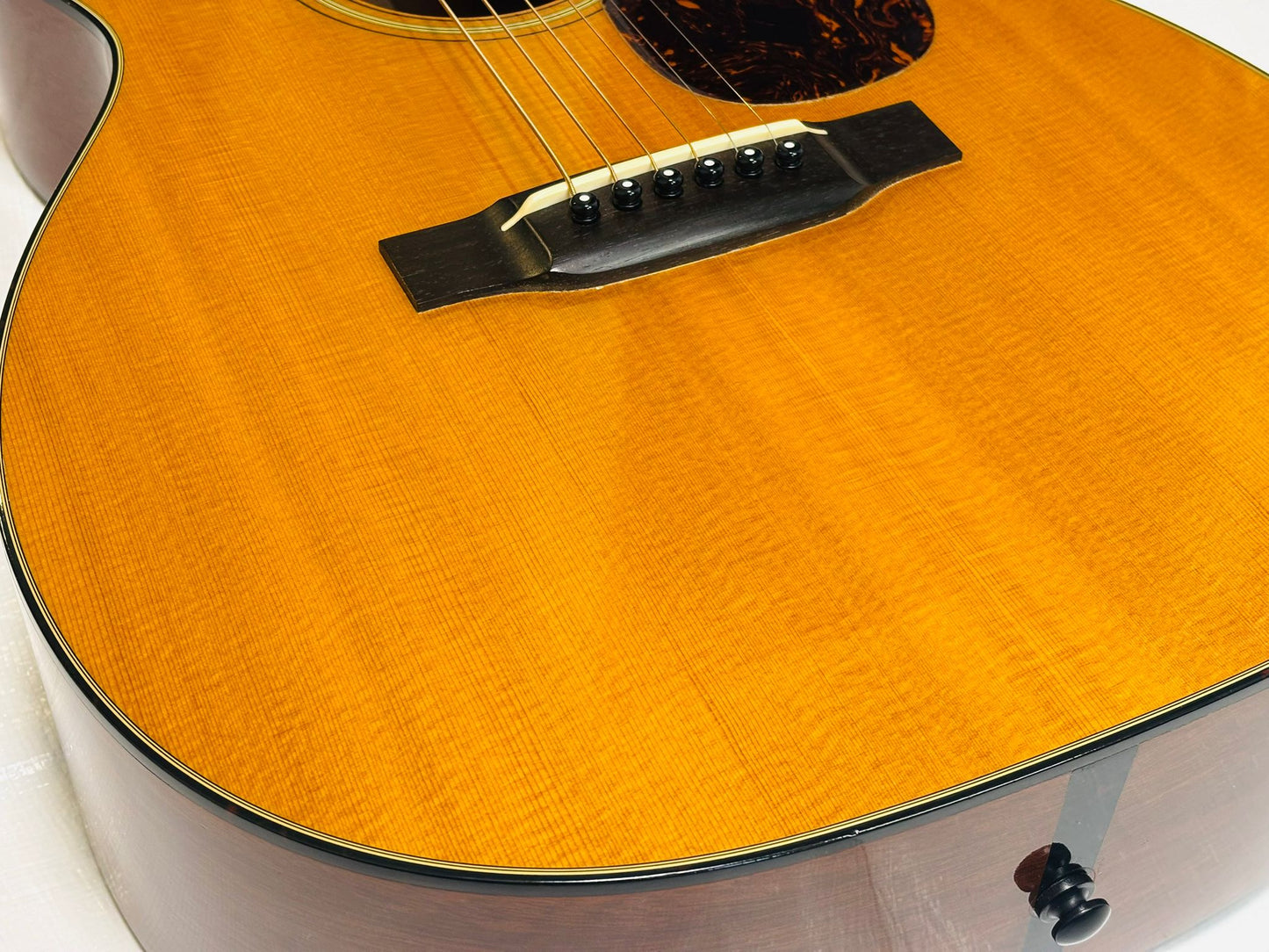 Martin 00-18V Vintage Series (Pre-owned) 2011