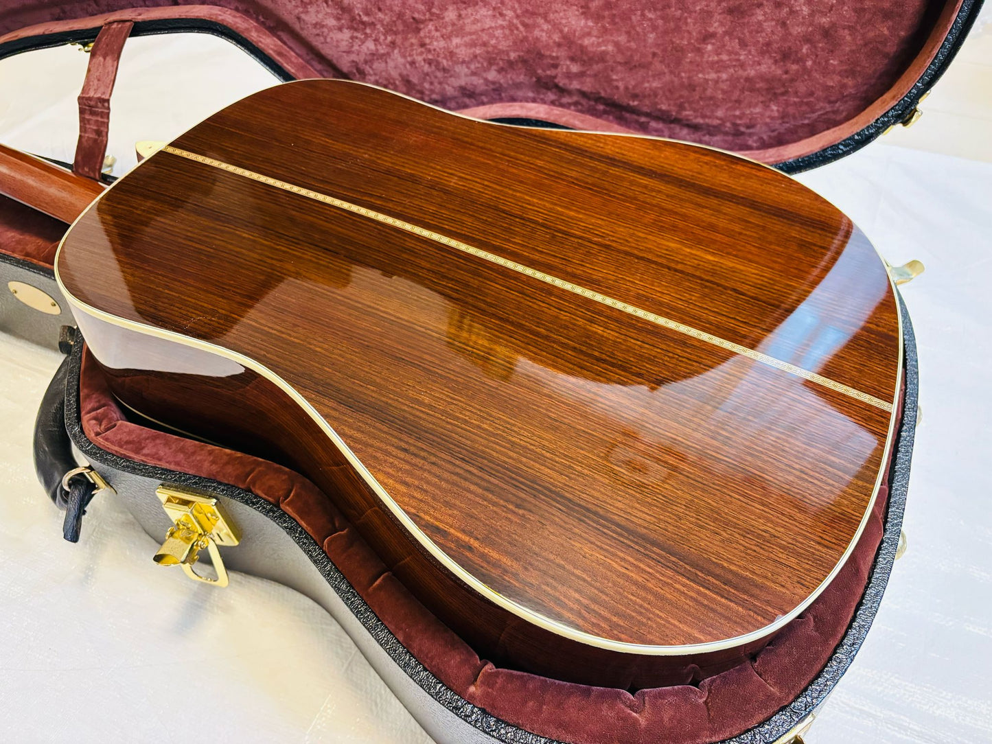 Martin HD-28V Vintage Series (Pre-Owned) 2014  LR Baggs M1pickup