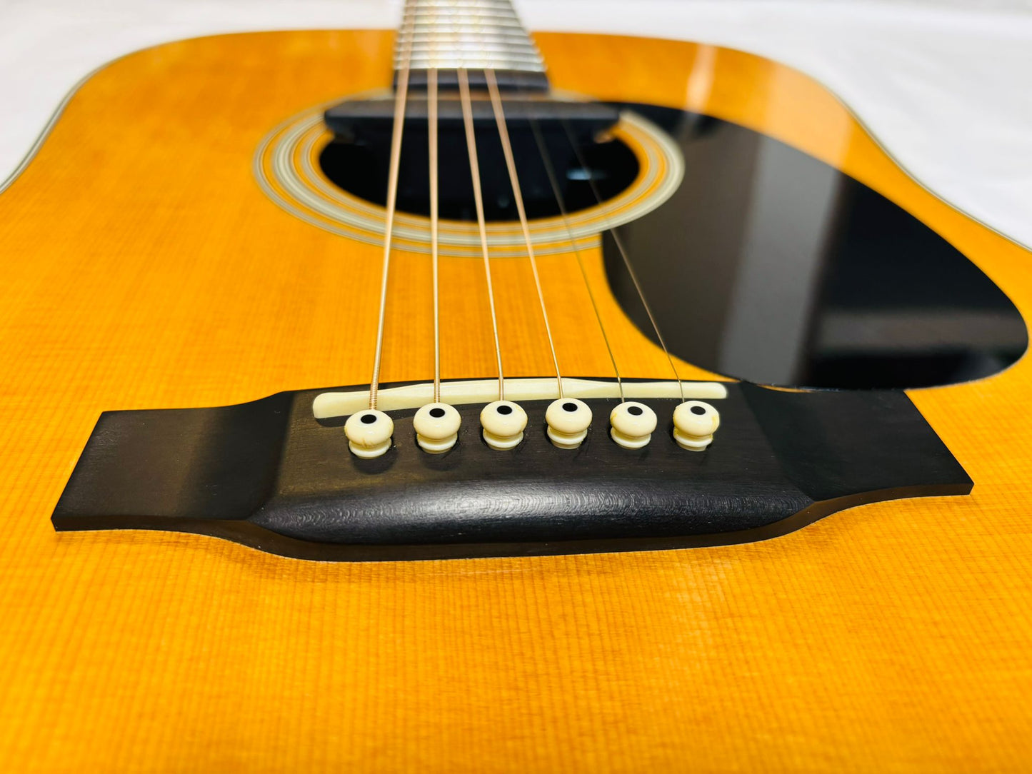 Martin D-28 (Pre-owned) 2011 - Fishman