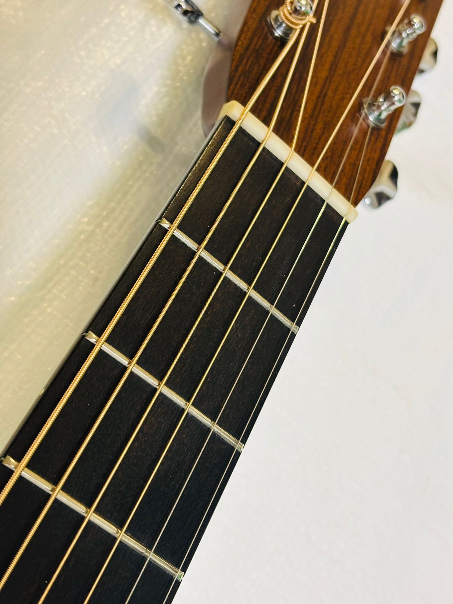 Martin OM-28V Vintage Series Sunburst (Pre-owned) 2000