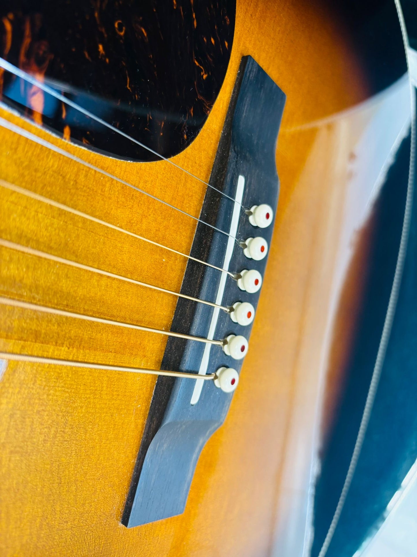 Martin 000-28 Sunburst (Pre-owned) 2023 Like New