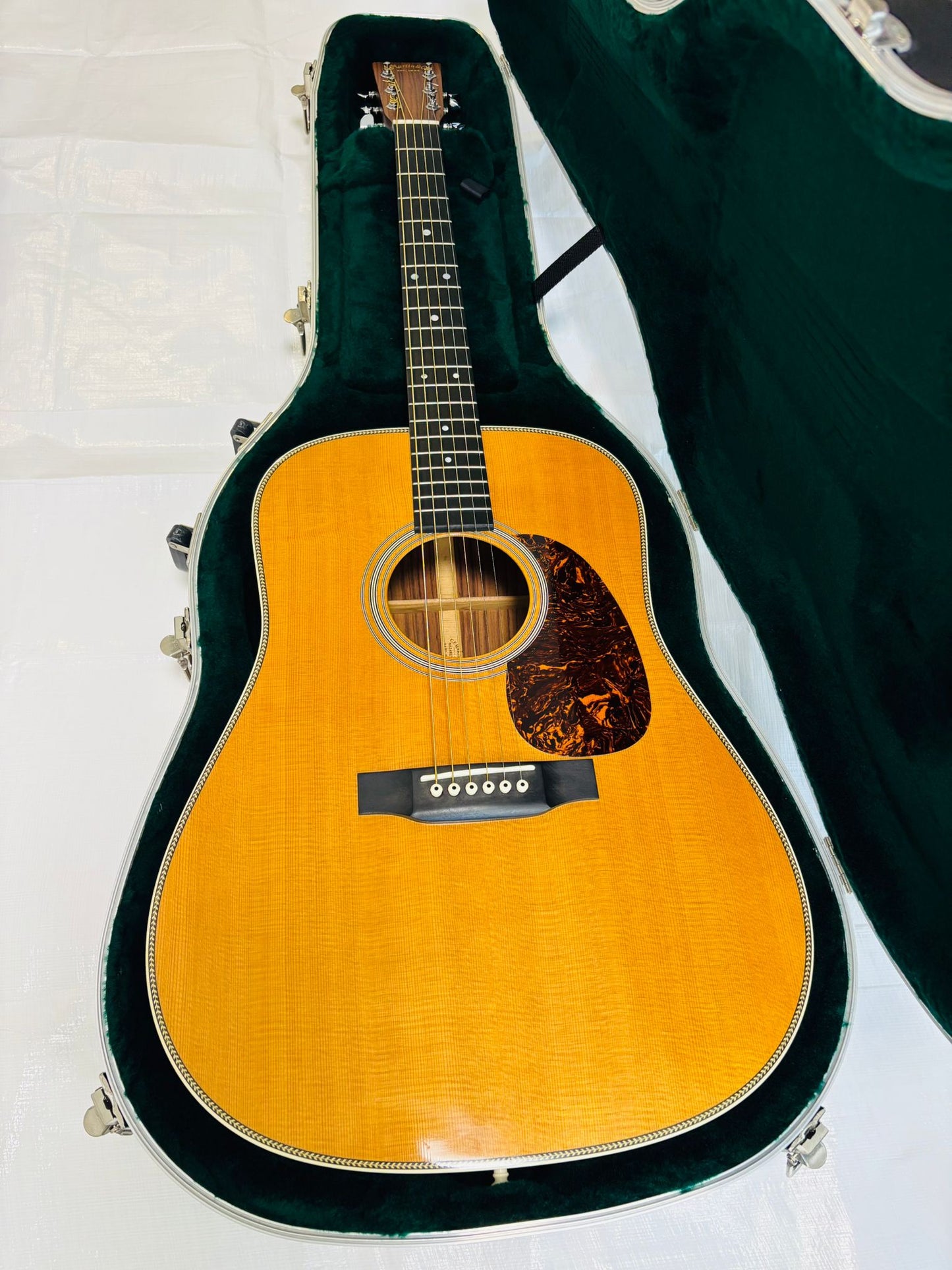 Martin HD-28 (Pre-owned) 2014