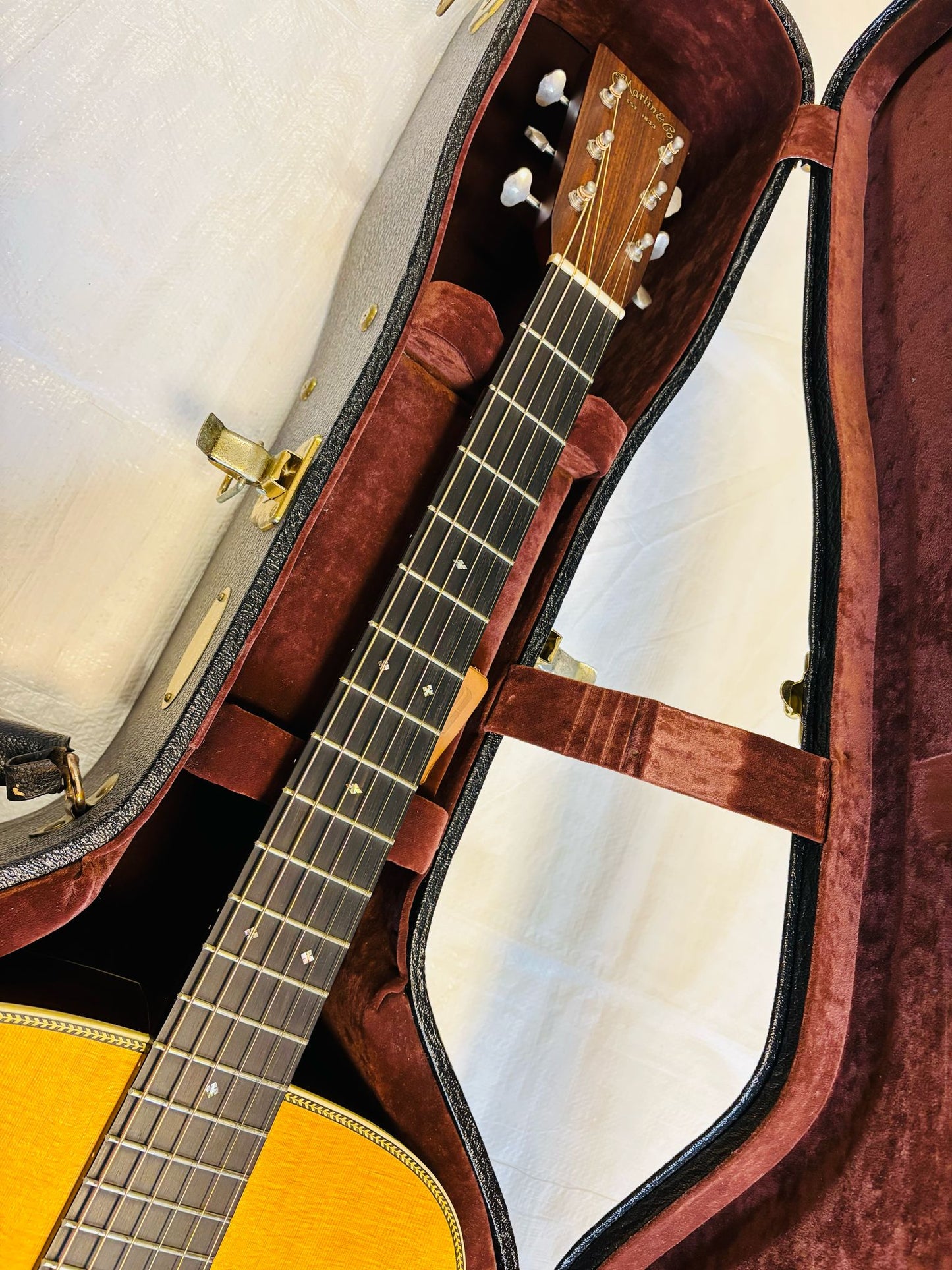 Martin HD-28V Vintage Series (Pre-Owned) 2014  LR Baggs M1pickup