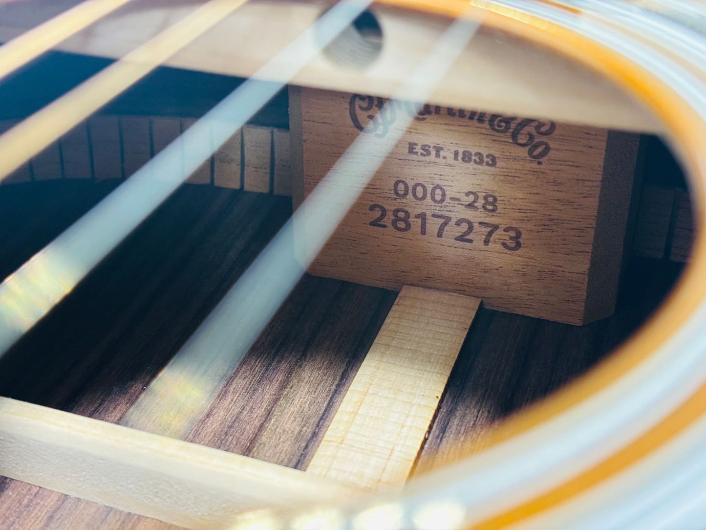 Martin 000-28 Sunburst (Pre-owned) 2023 Like New