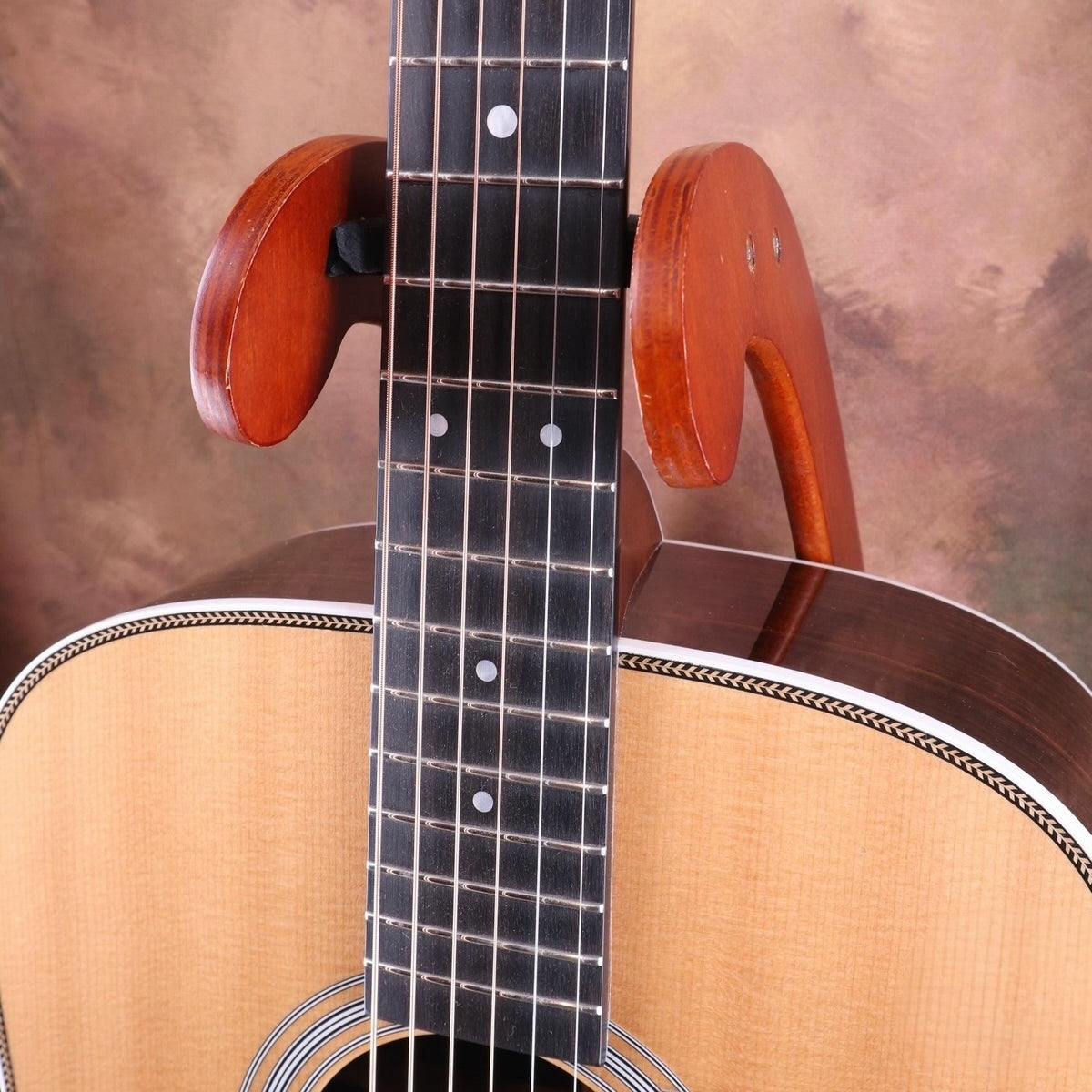 Martin HD-28 (Pre-owned) 2017