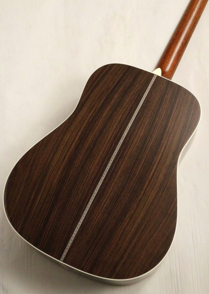 Martin HD-28 Refreshed (Pre-owned) 2025 new specs