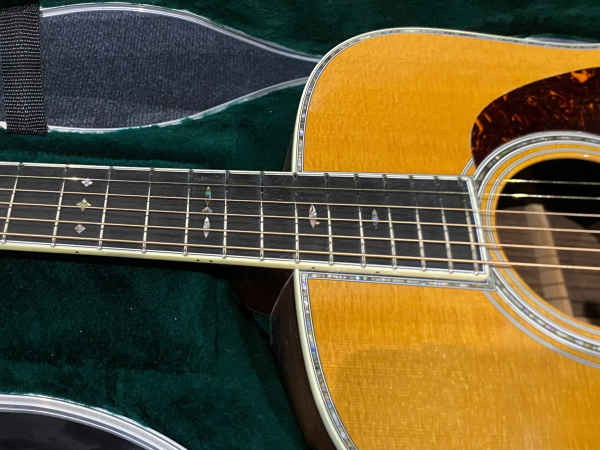 Martin D-42 Standard (Pre-owned) 2015 - great condition