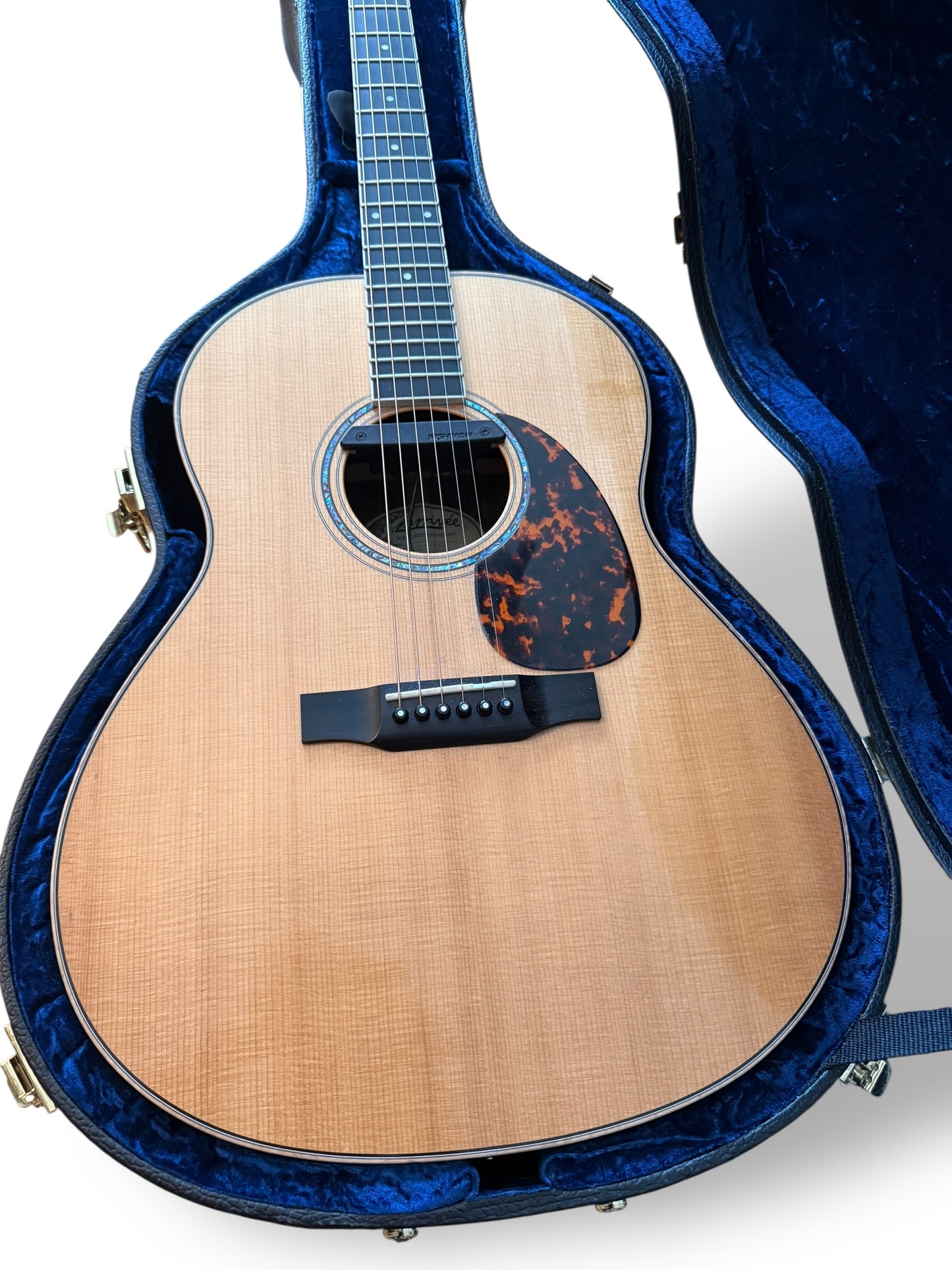 Larrivee L-09 (Pre-owned) 2014 Fishman