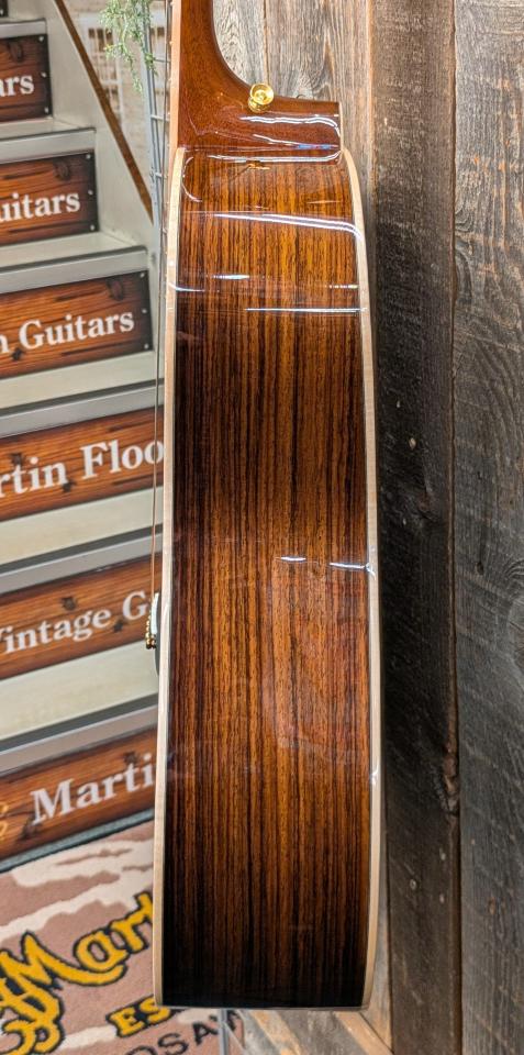 Martin D-42 Modern Deluxe (Pre-owned) 2023