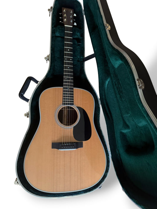 Martin D-28 (Pre-owned) 2016 - great condition