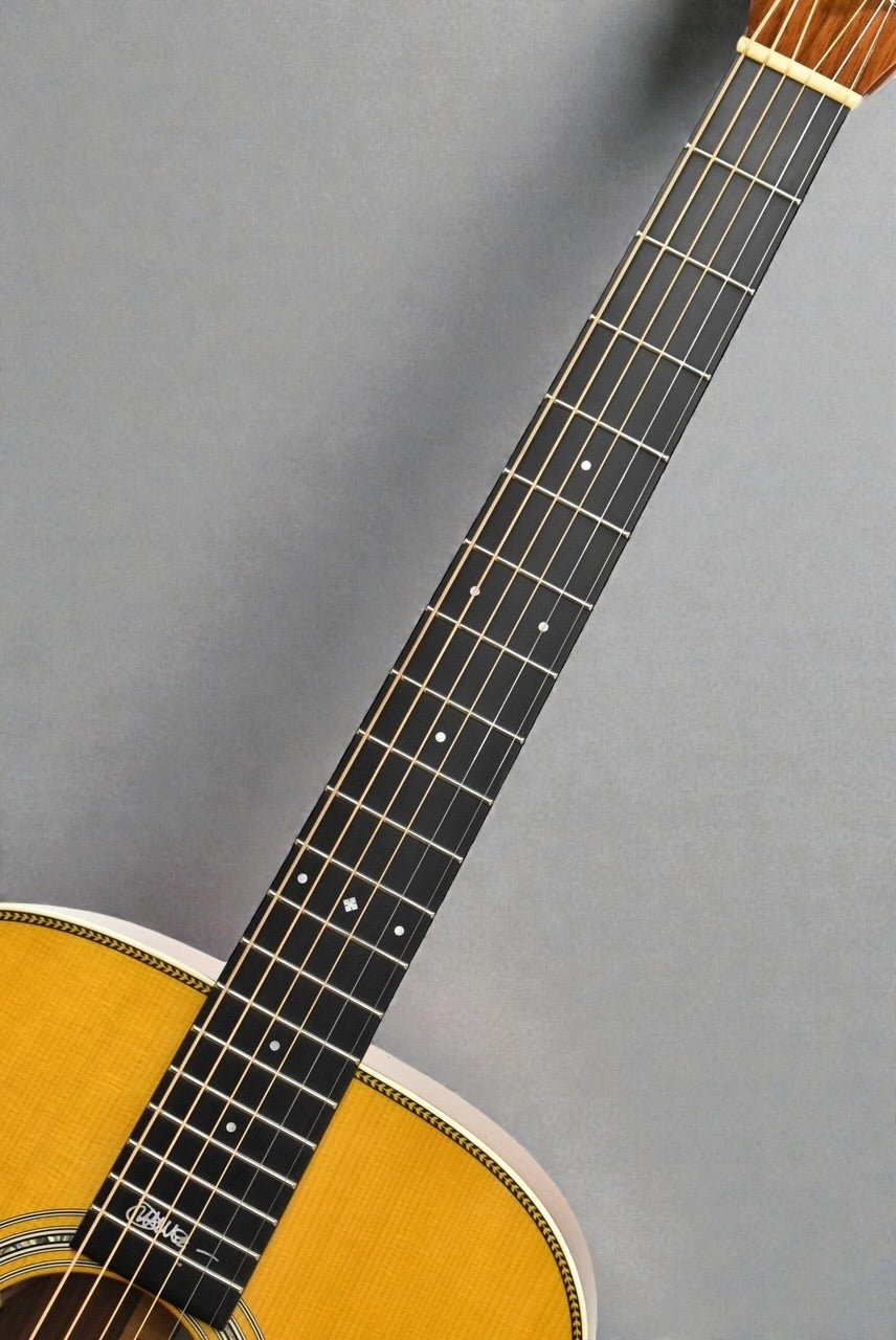 Martin OMJM John Mayer (Pre-owned) 2013