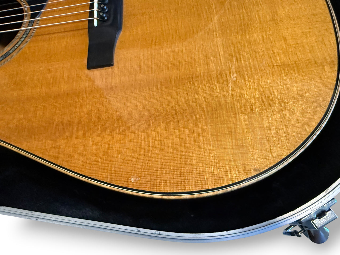 Larrivee D-09 (Pre-owned) 2000 - LR Baggs