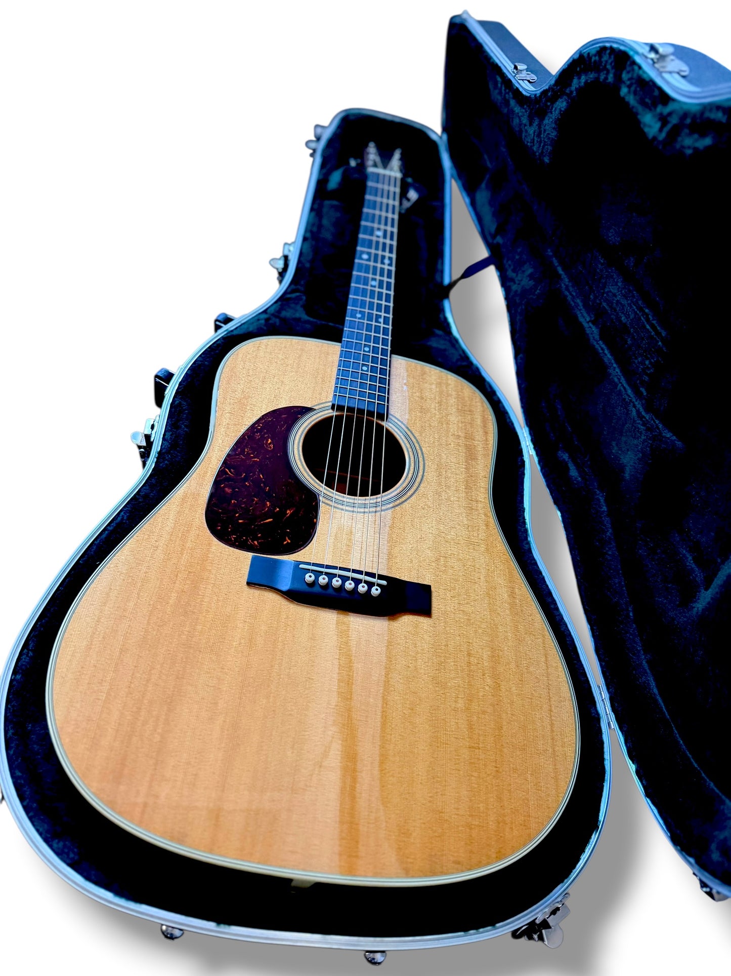 Martin D-28L Left Handed (Pre-owned) 2018