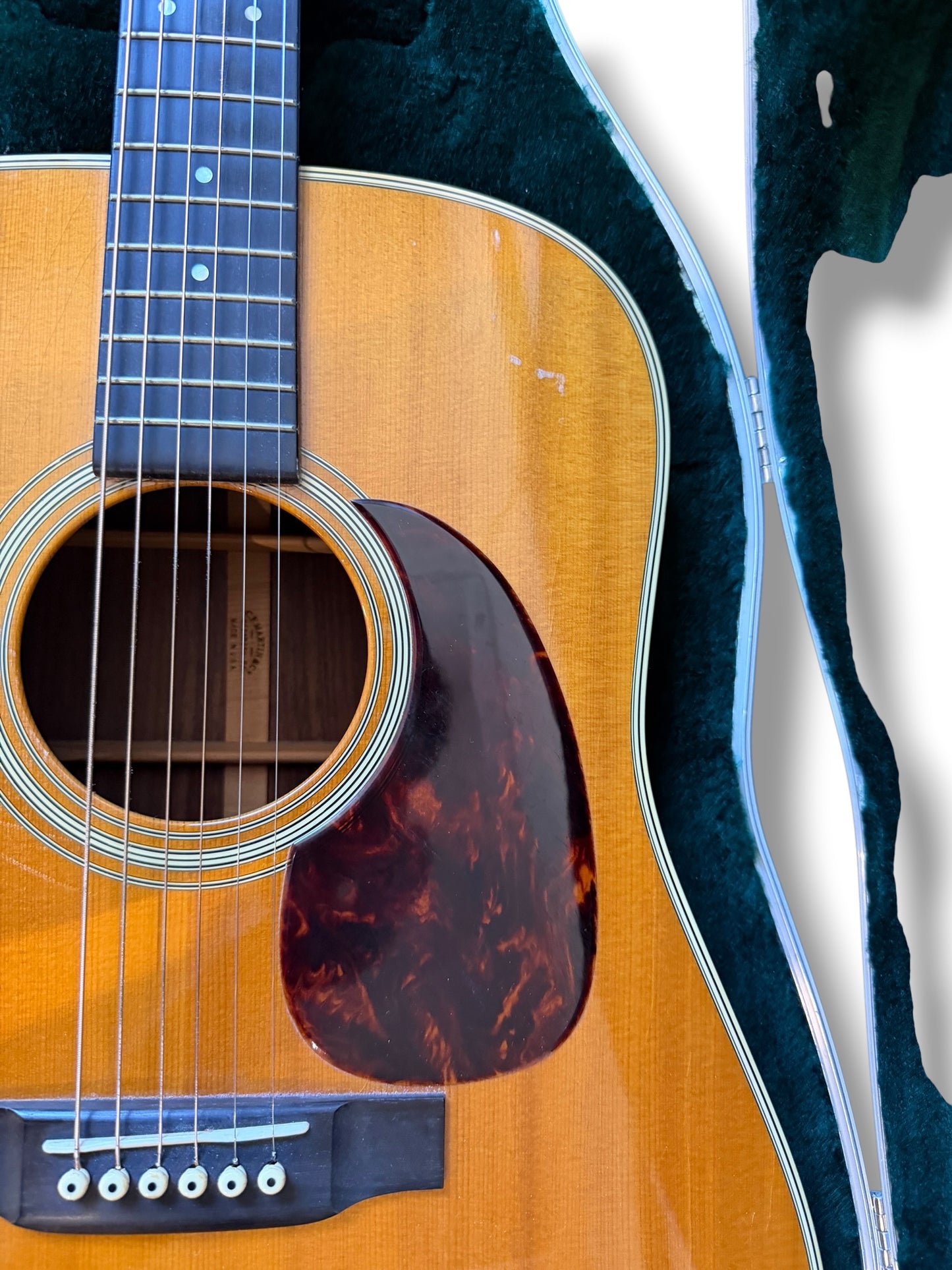 Martin D-28 (Pre-owned) 2004