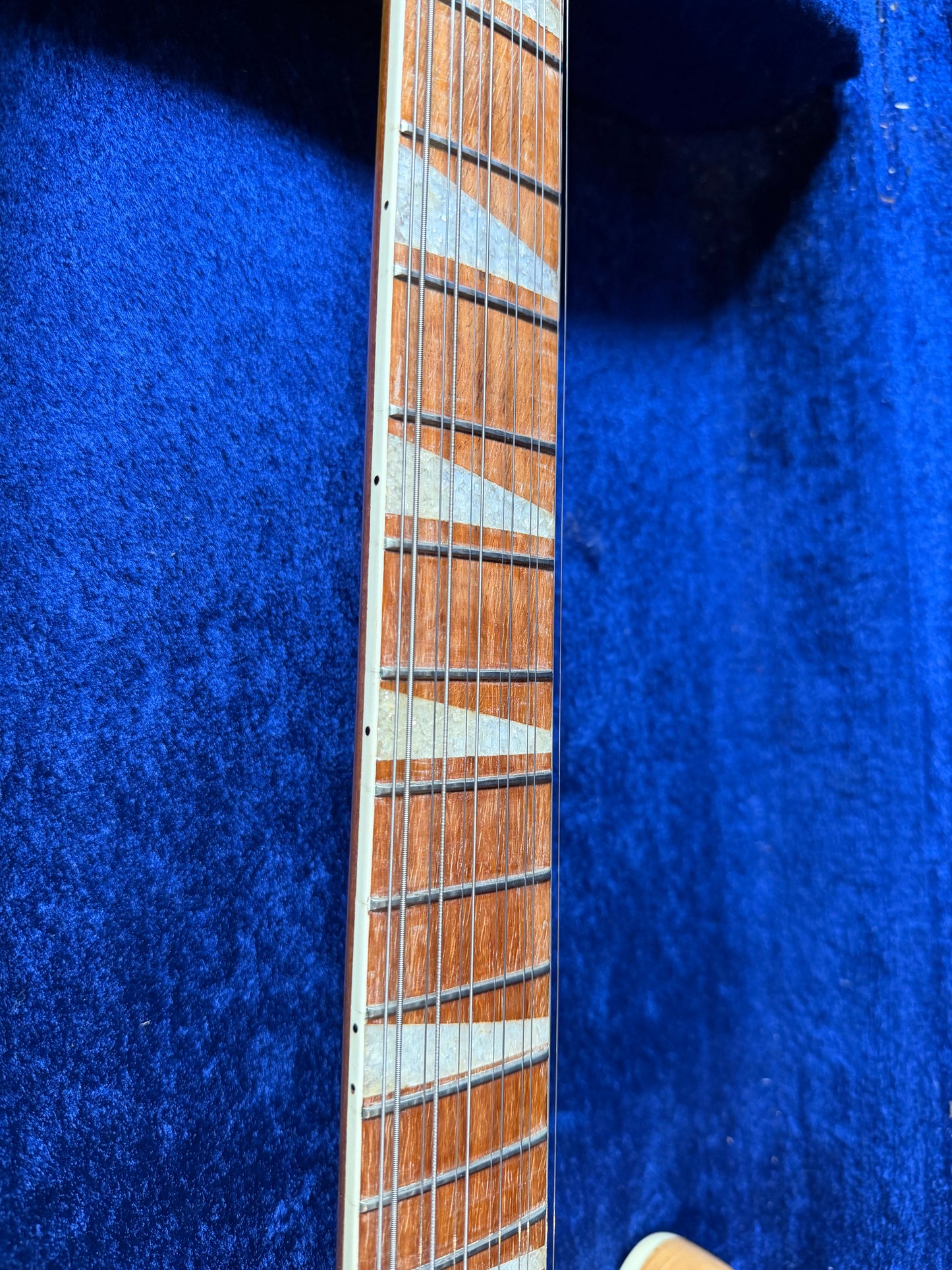 Rickenbacker 360/12  Mapleglo 1967