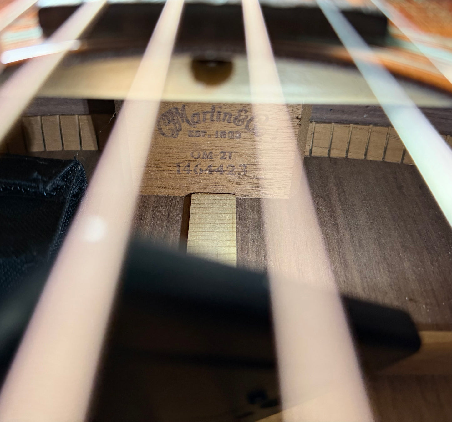 Martin OM-21 Sunburst (Pre-owned) 2010 LR Baggs