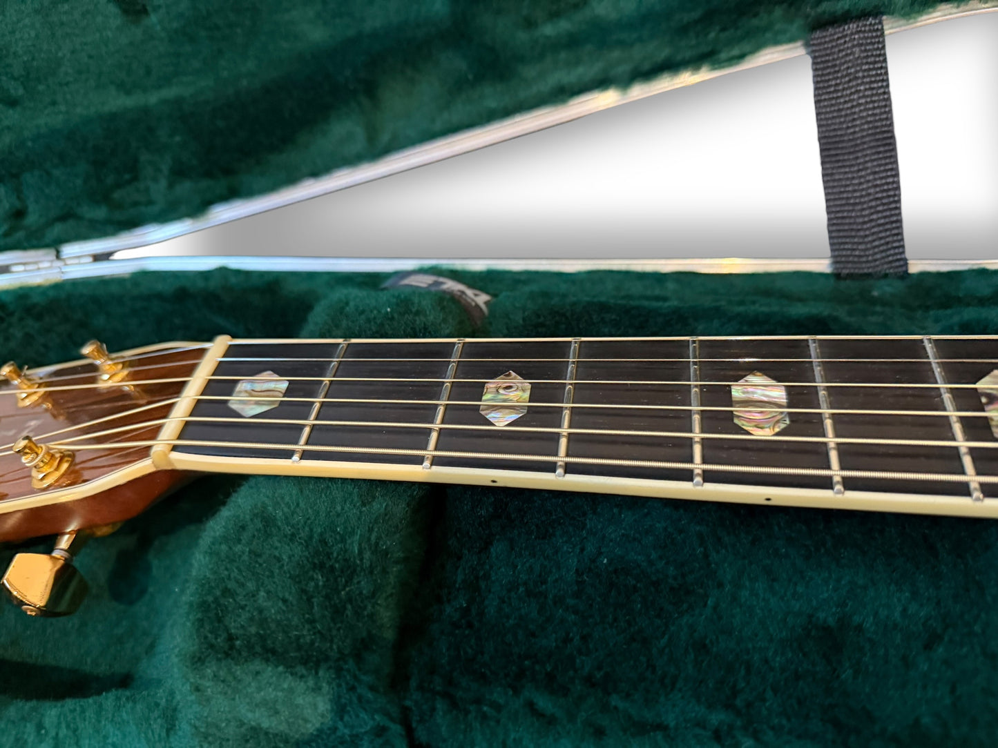 Martin D-41 standard (Pre-owned) 2011