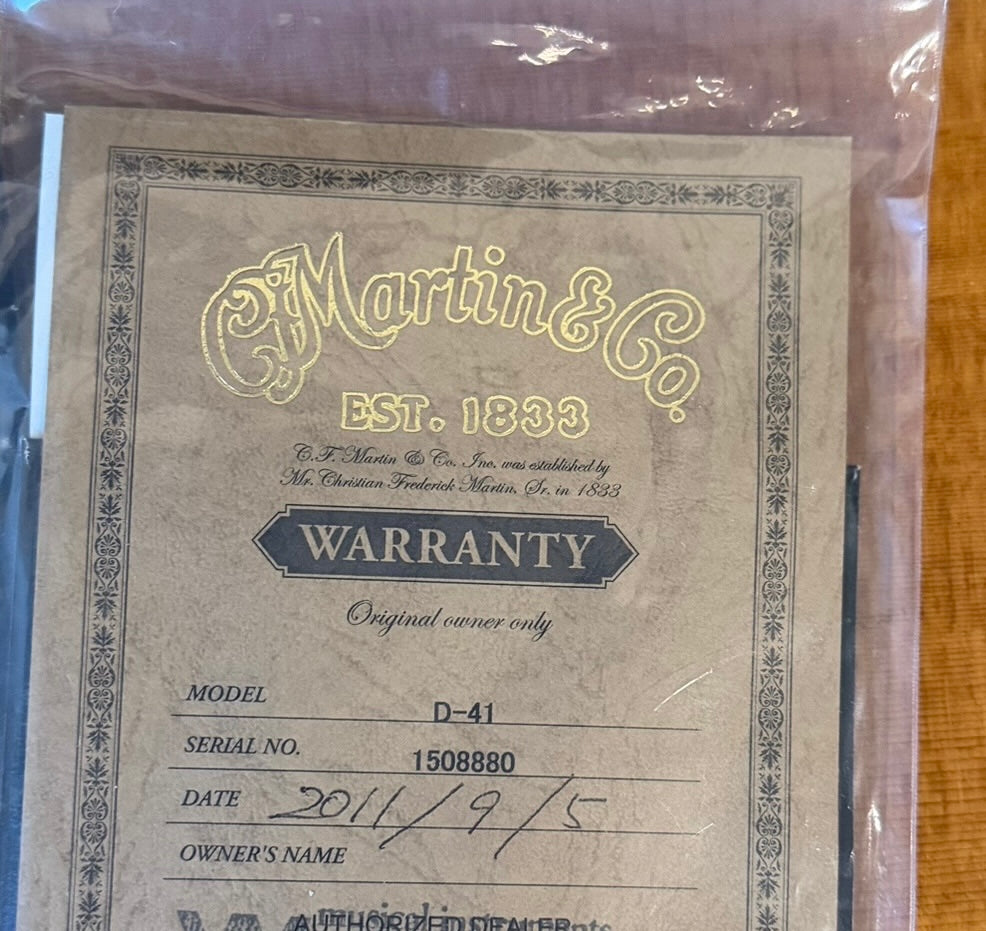 Martin D-41 standard (Pre-owned) 2011