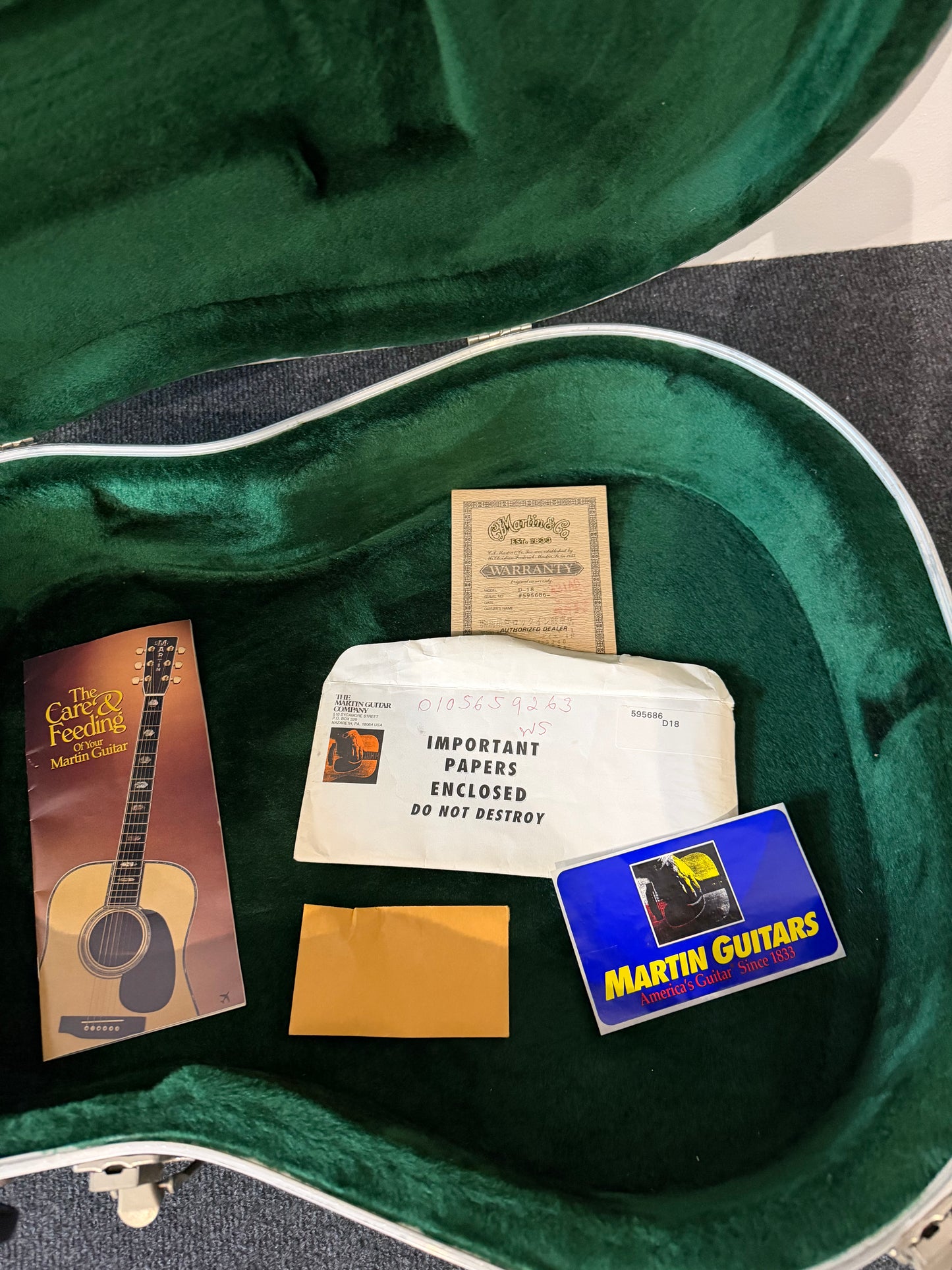 Martin D-18 standard (Pre-owned) 1997