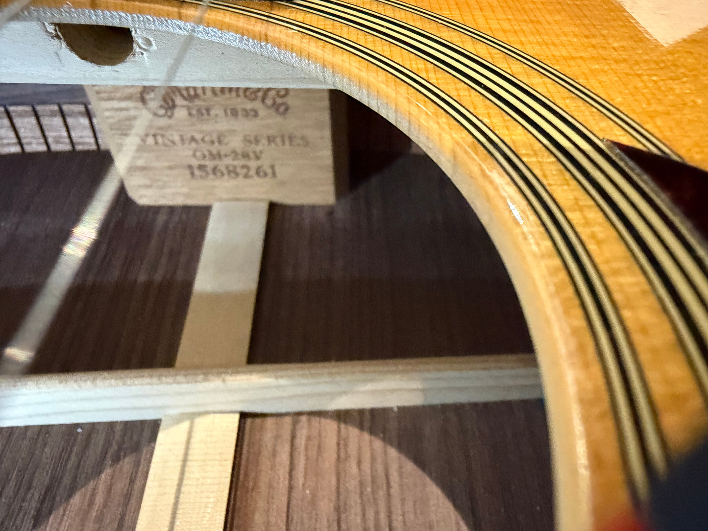 Martin OM-28V Vintage Series 2012