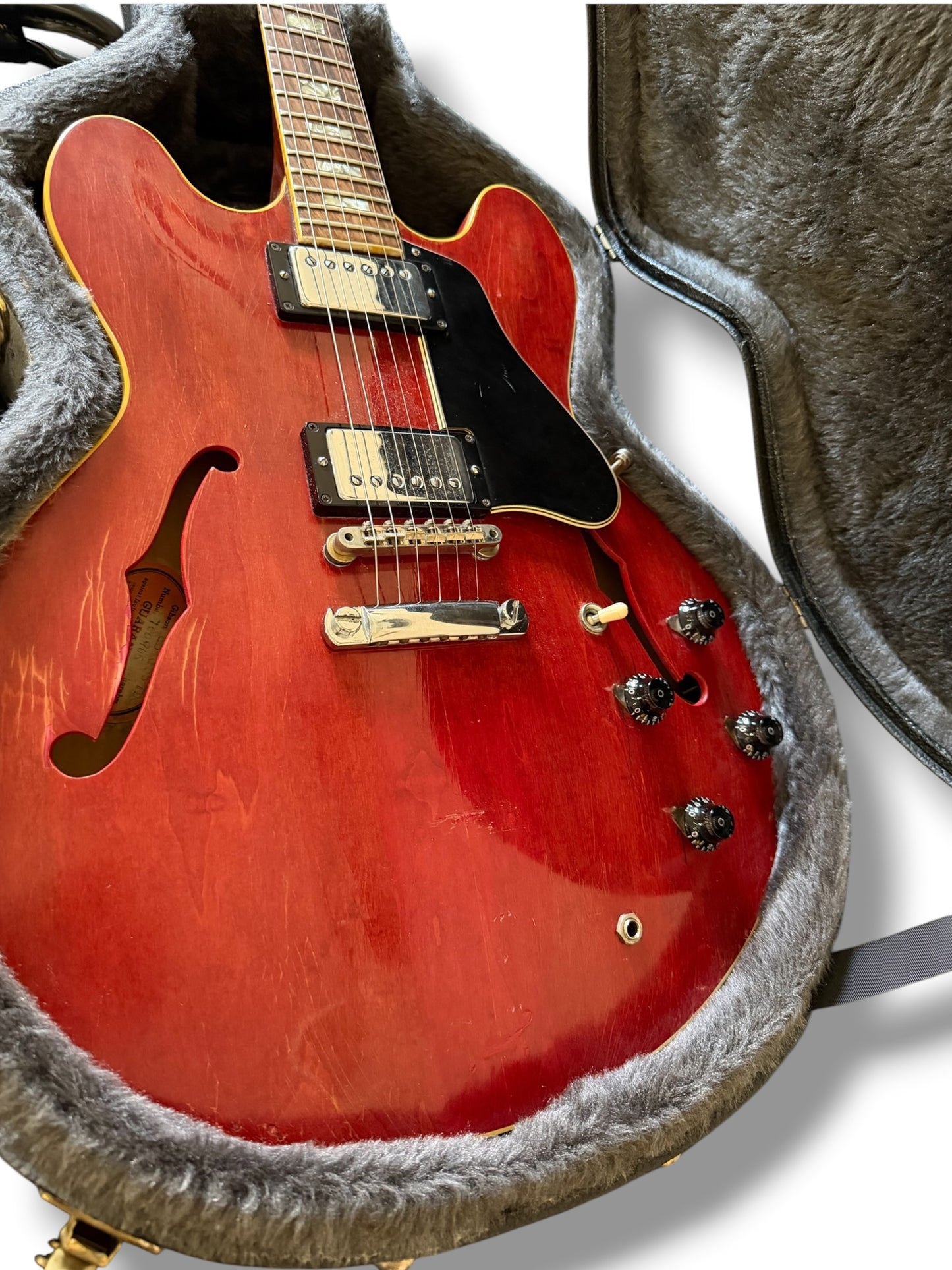 Gibson ES-335 (1962) –  Vintage Cherry
